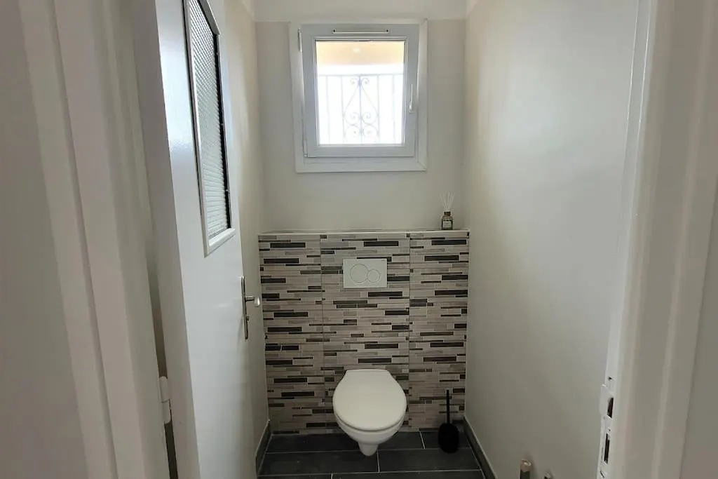 Bel Appartement T5 Neuf Avec 4 Chambres Tarbes Francie