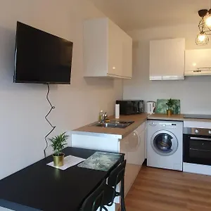 Apartamento T2 Avec Grande Terrasse Quartier Jardin Massey, Tarbes